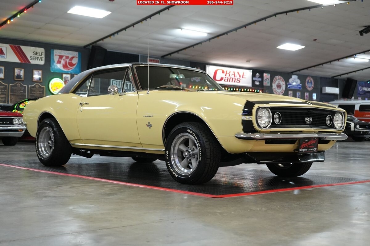 Chevrolet-Camaro-1967-Coupe-17