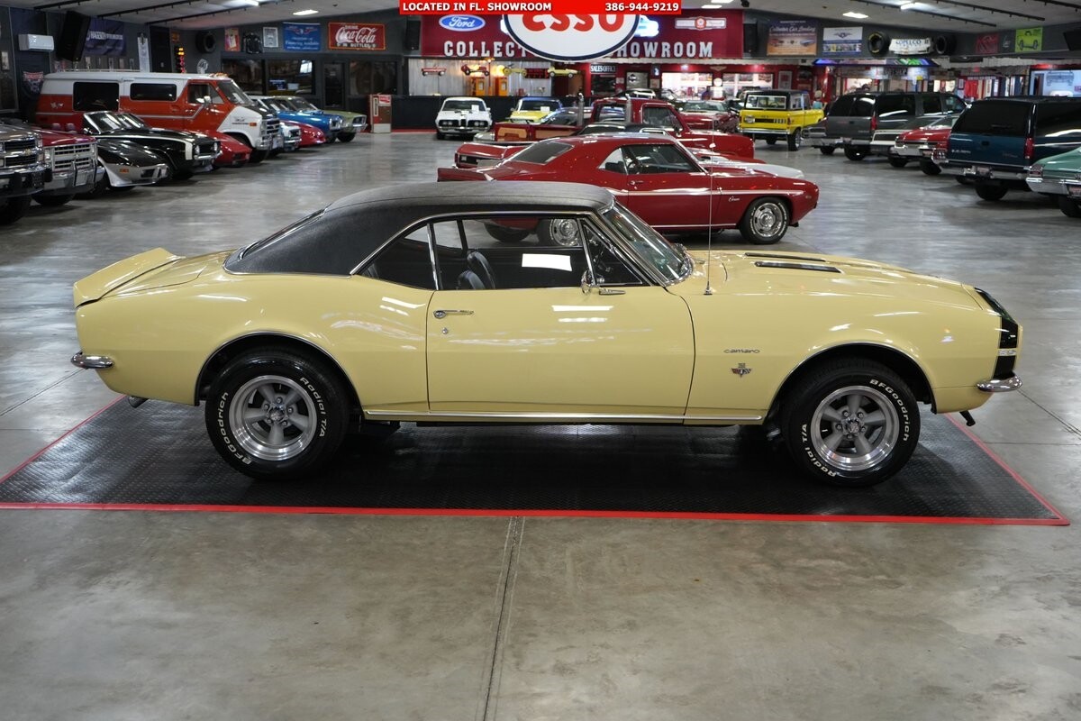 Chevrolet-Camaro-1967-Coupe-24