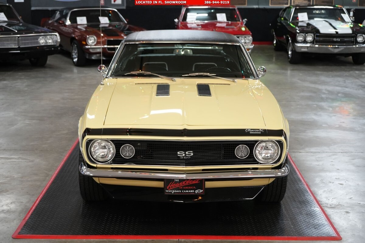 Chevrolet-Camaro-1967-Coupe-26