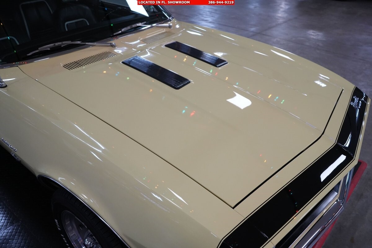 Chevrolet-Camaro-1967-Coupe-31