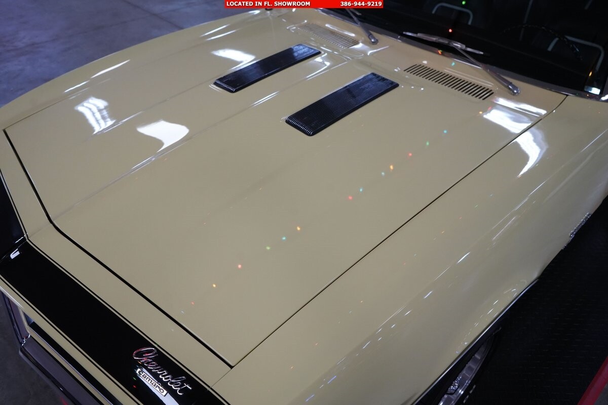 Chevrolet-Camaro-1967-Coupe-33