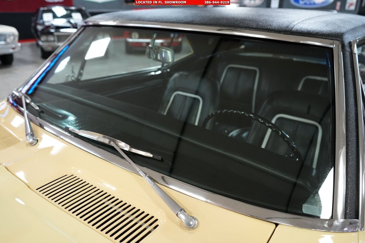 Chevrolet-Camaro-1967-Coupe-34