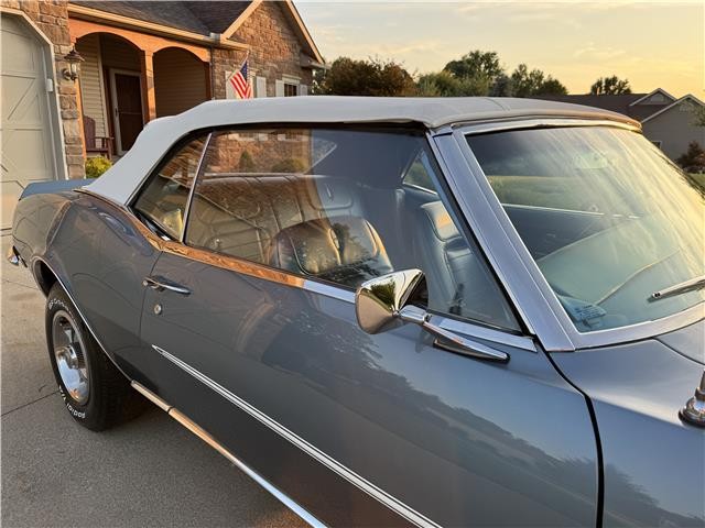 Chevrolet-Camaro-1968-2-Door-Convertible-14