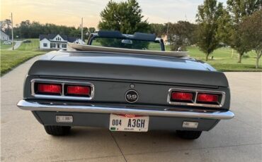 Chevrolet-Camaro-1968-2-Door-Convertible-21