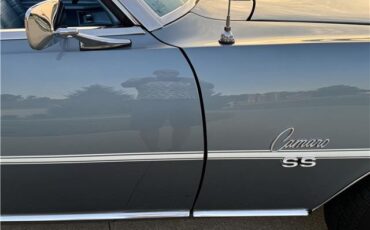 Chevrolet-Camaro-1968-2-Door-Convertible-25