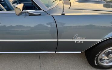 Chevrolet-Camaro-1968-2-Door-Convertible-29