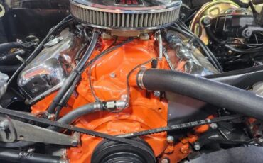 Chevrolet-Camaro-1968-Butternut-Yellow-Black-Deluxe-Houndst-11