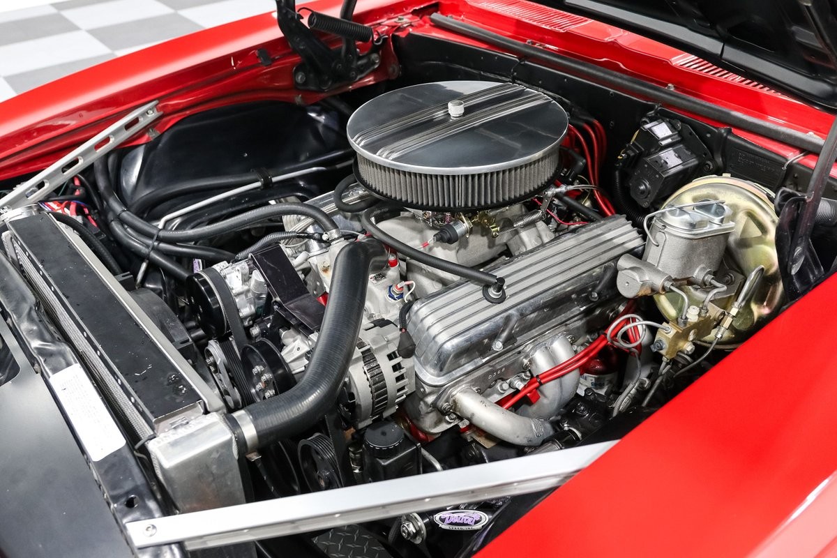 Chevrolet-Camaro-1968-Coupe-10