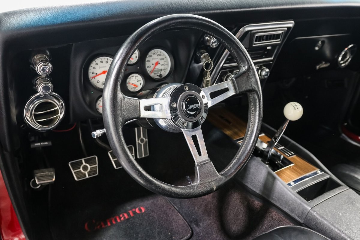 Chevrolet-Camaro-1968-Coupe-12