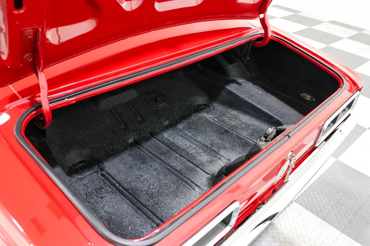Chevrolet-Camaro-1968-Coupe-17
