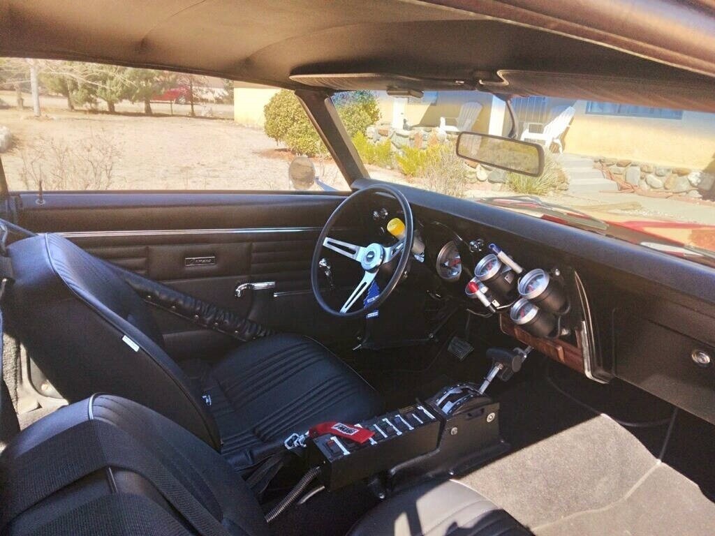 Chevrolet-Camaro-1968-Coupe-17