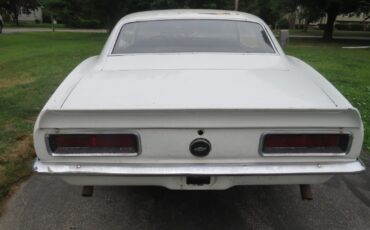 Chevrolet-Camaro-1968-Coupe-3