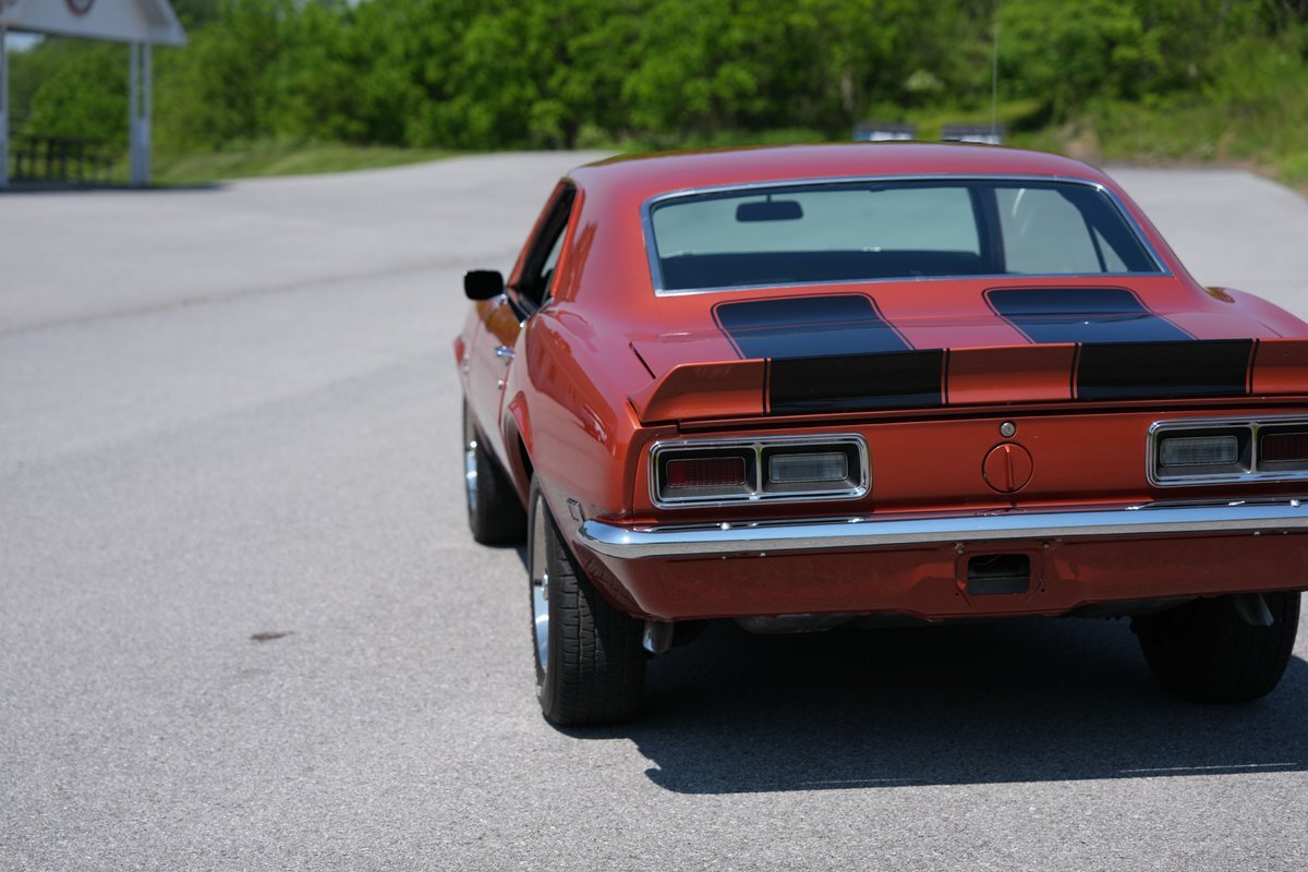 Chevrolet-Camaro-1968-Coupe-8