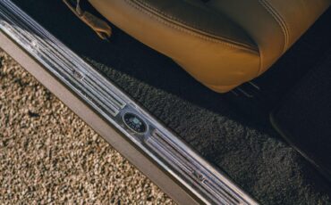 Chevrolet-Camaro-1968-Gray-Tan-15
