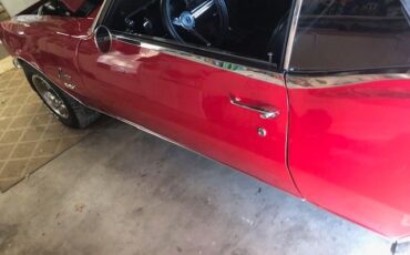 Chevrolet-Camaro-1968-Red-Black-14