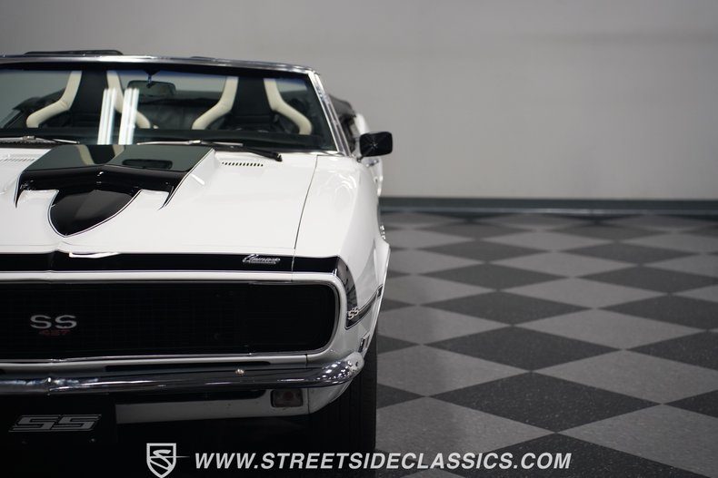 Chevrolet-Camaro-1968-White-Black-23
