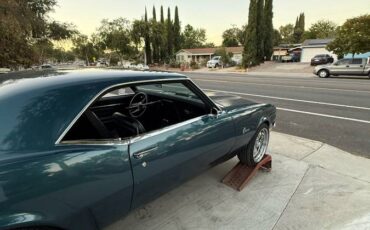 Chevrolet-Camaro-1968-green-3