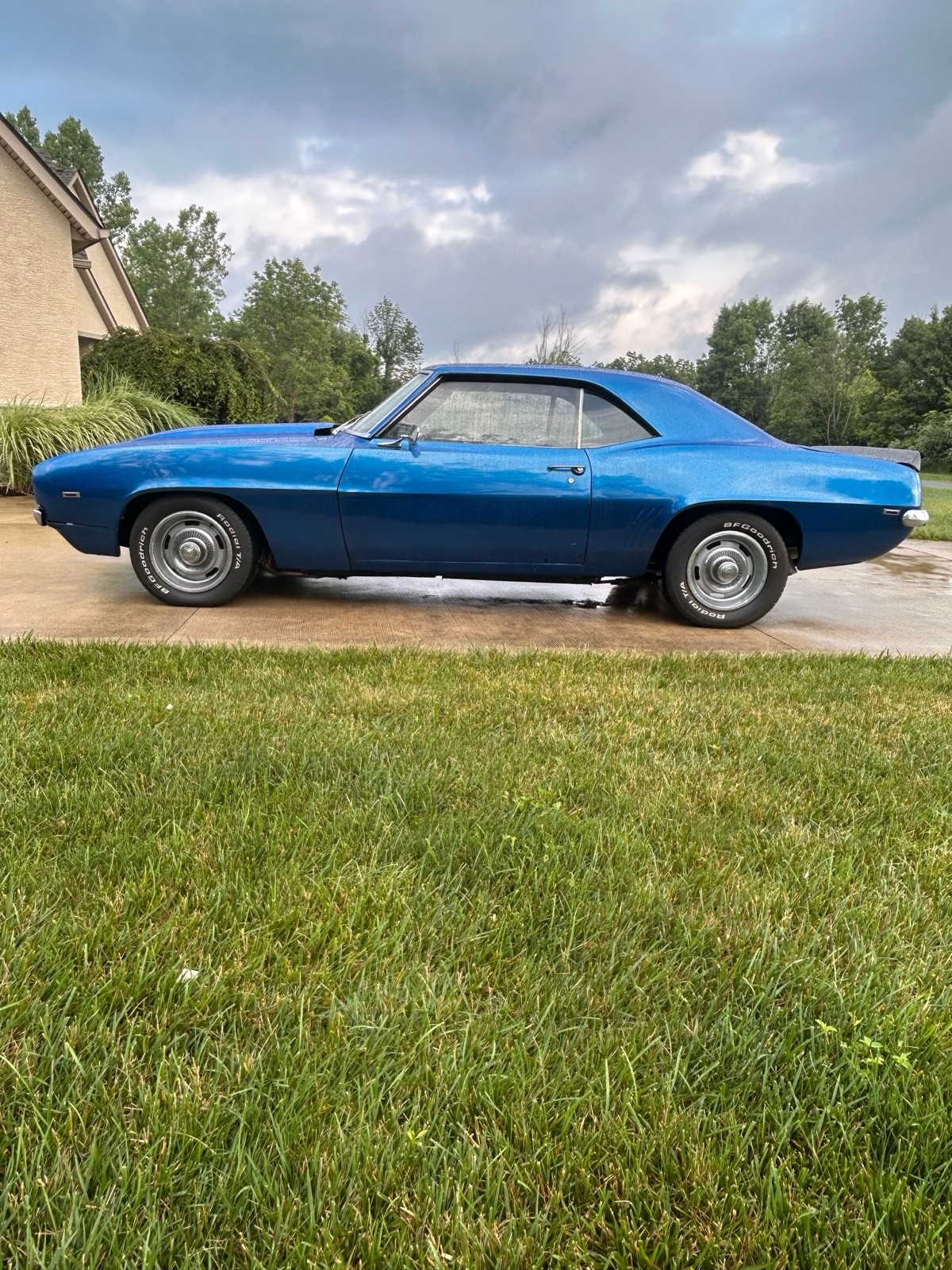 Chevrolet-Camaro-1969-1