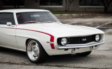 Chevrolet-Camaro-1969-2D-Coupe-12