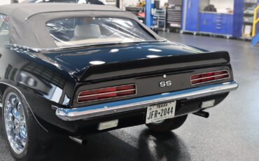 Chevrolet-Camaro-1969-Convertible-3