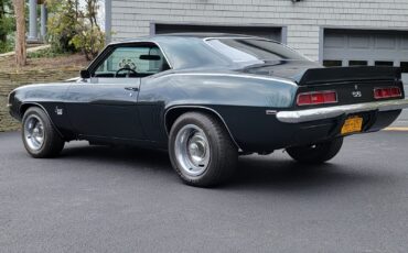 Chevrolet-Camaro-1969-Coupe-10