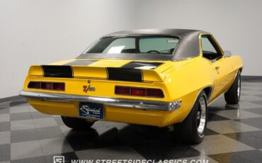 Chevrolet-Camaro-1969-Coupe-11
