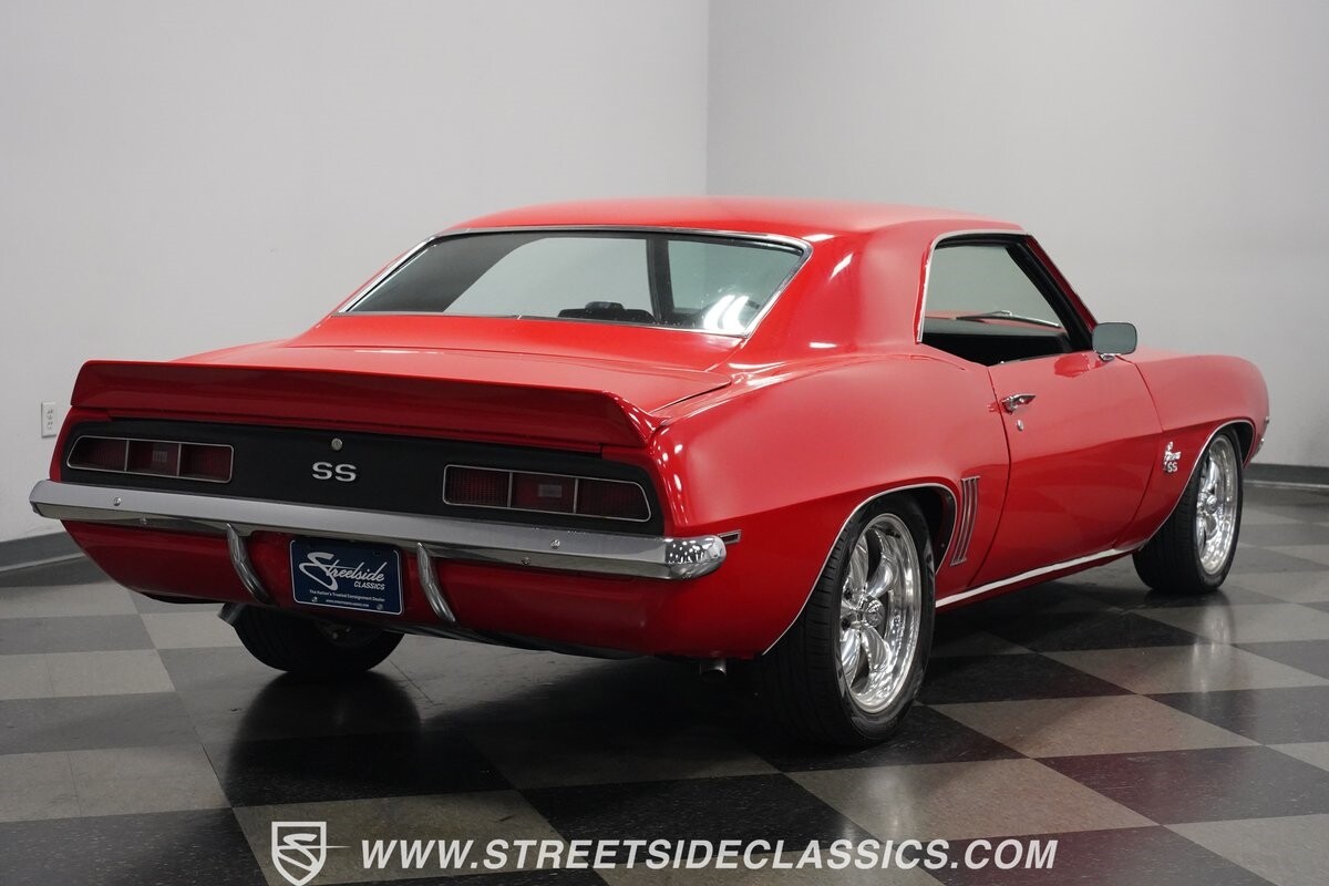 Chevrolet-Camaro-1969-Coupe-13
