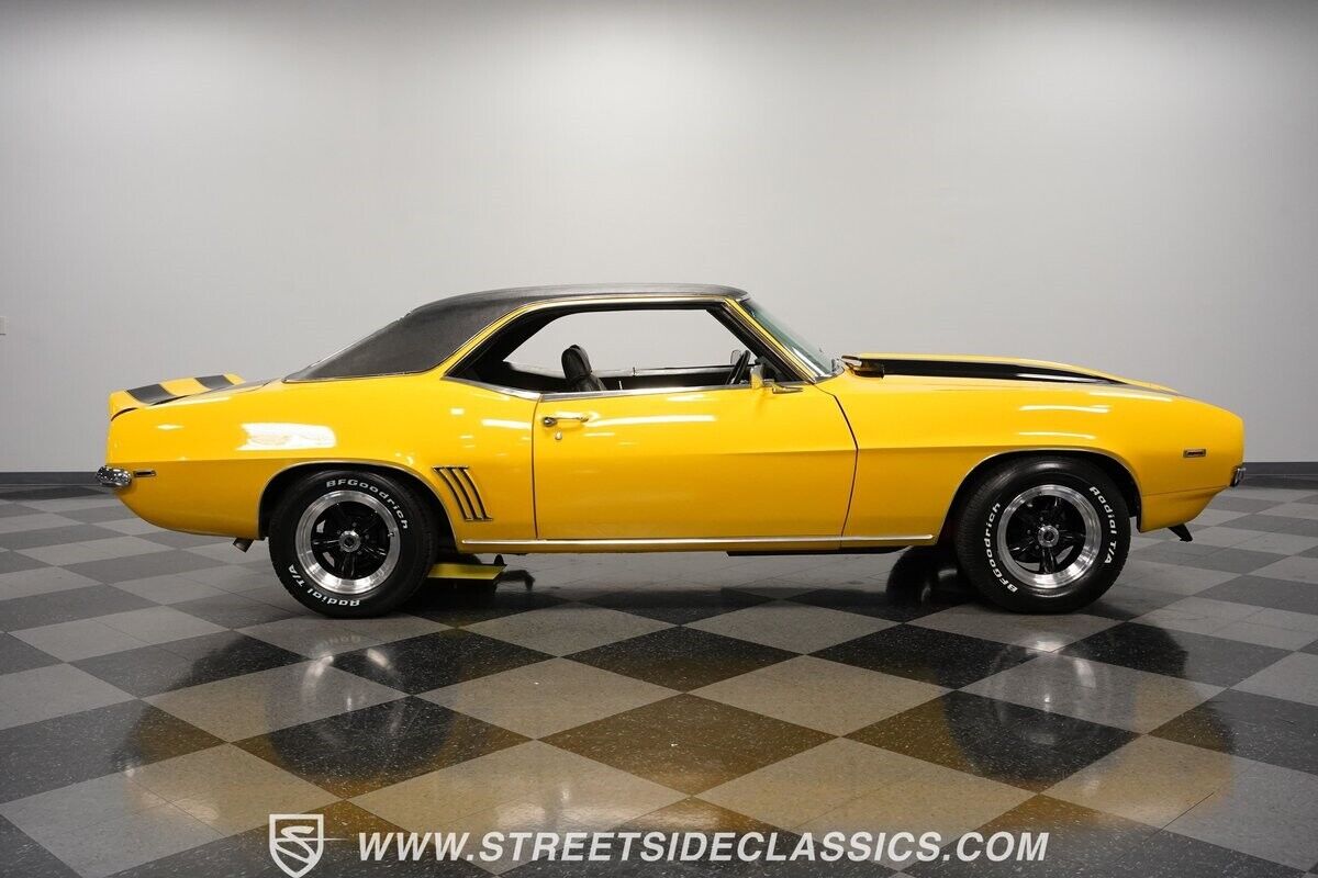 Chevrolet-Camaro-1969-Coupe-14