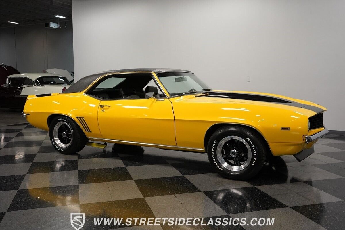 Chevrolet-Camaro-1969-Coupe-15