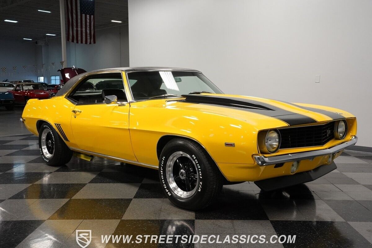 Chevrolet-Camaro-1969-Coupe-16