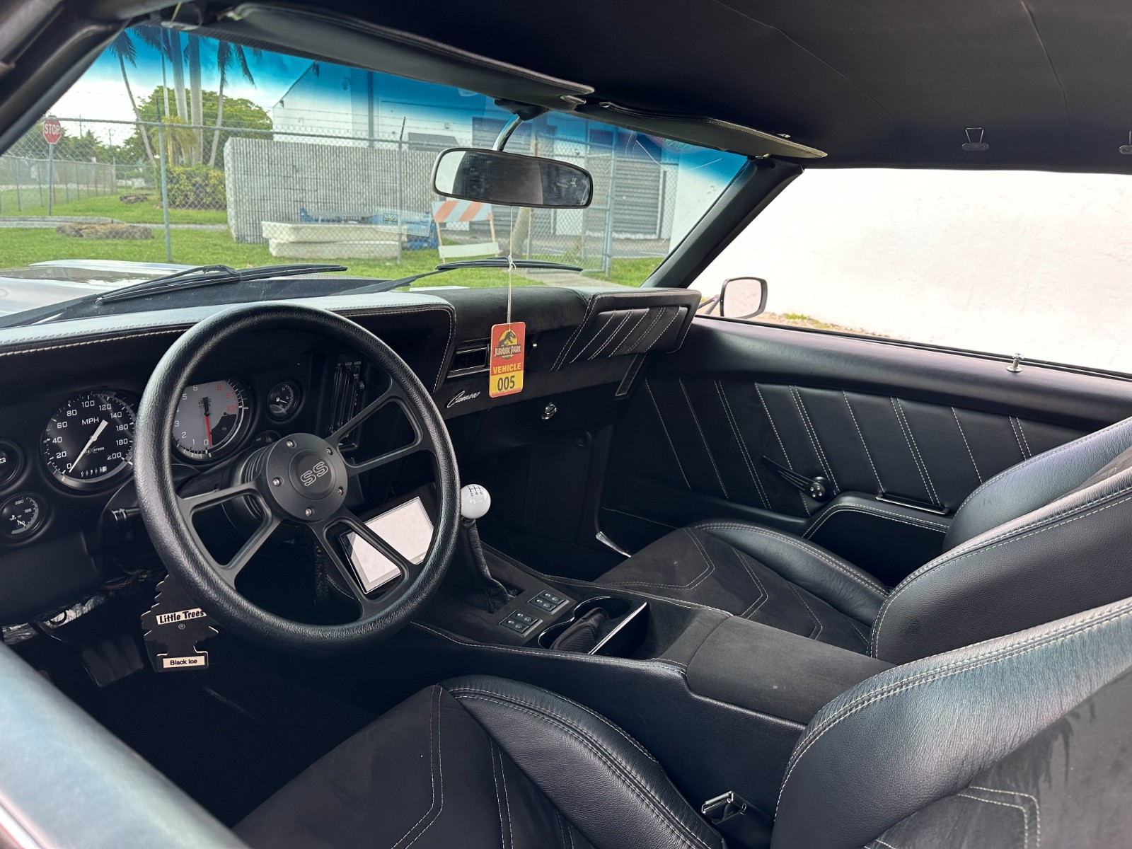 Chevrolet-Camaro-1969-Coupe-17