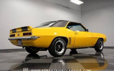 Chevrolet-Camaro-1969-Coupe-27