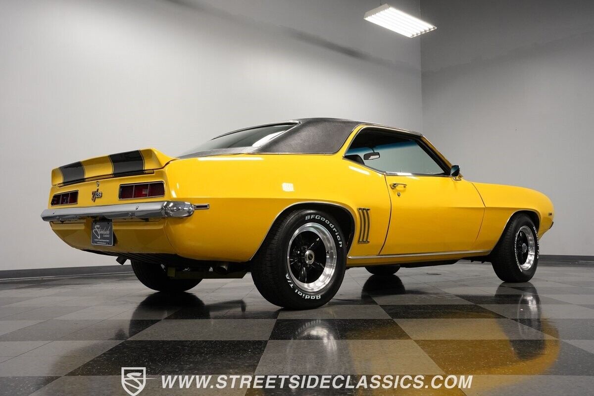 Chevrolet-Camaro-1969-Coupe-27