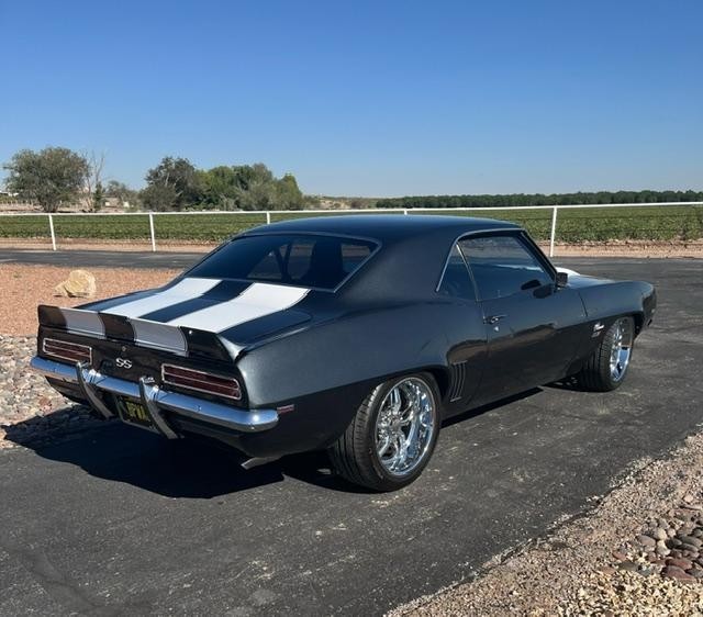 Chevrolet-Camaro-1969-Coupe-3