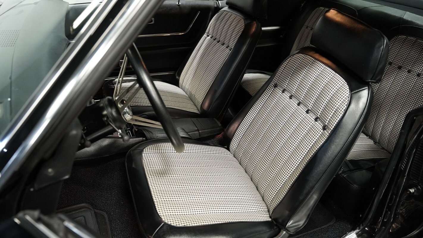 Chevrolet-Camaro-1969-Coupe-35