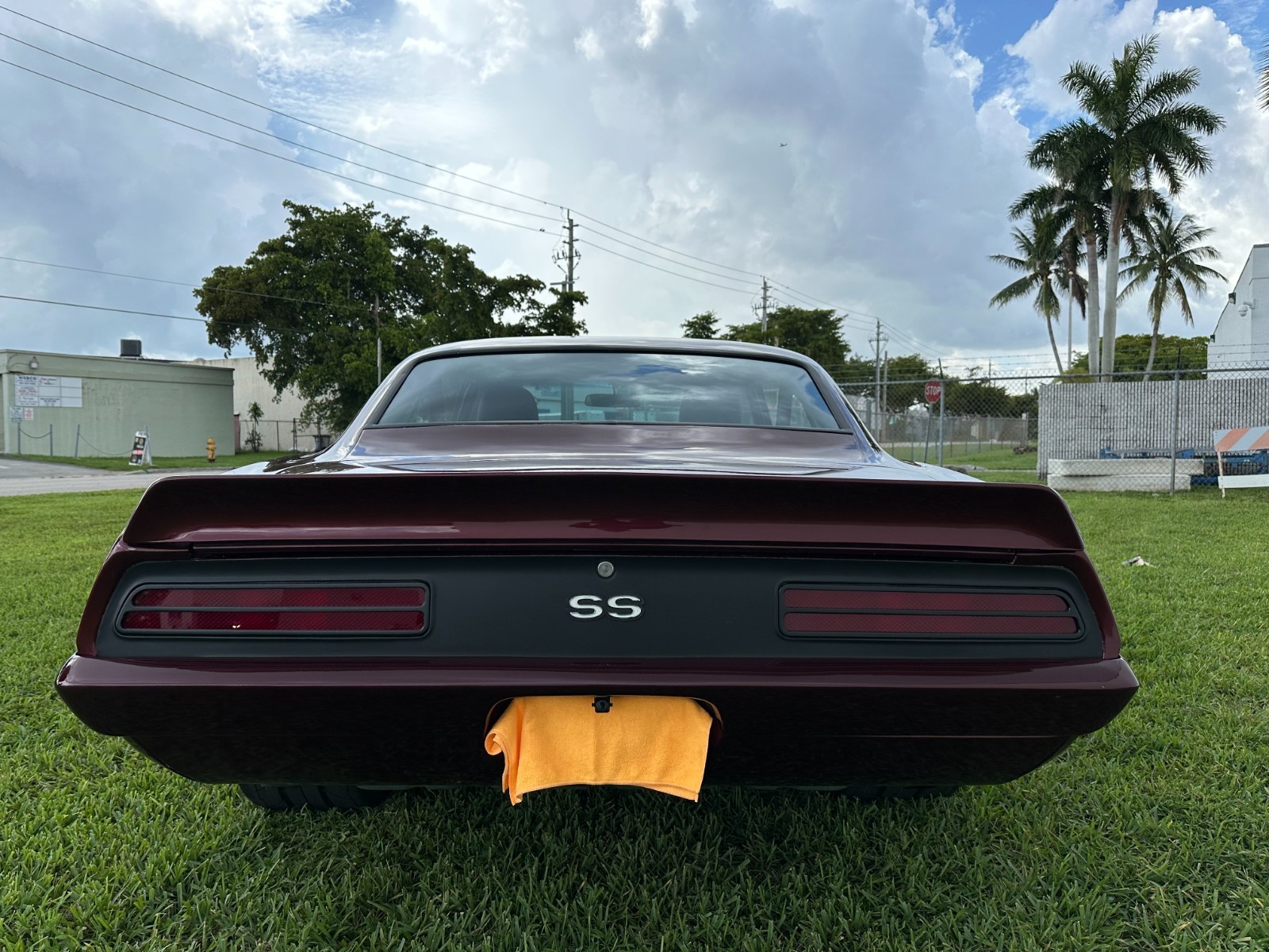 Chevrolet-Camaro-1969-Coupe-4