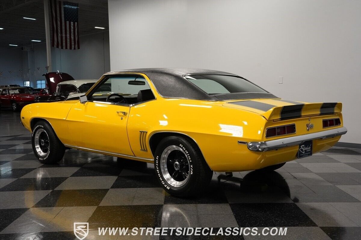Chevrolet-Camaro-1969-Coupe-9