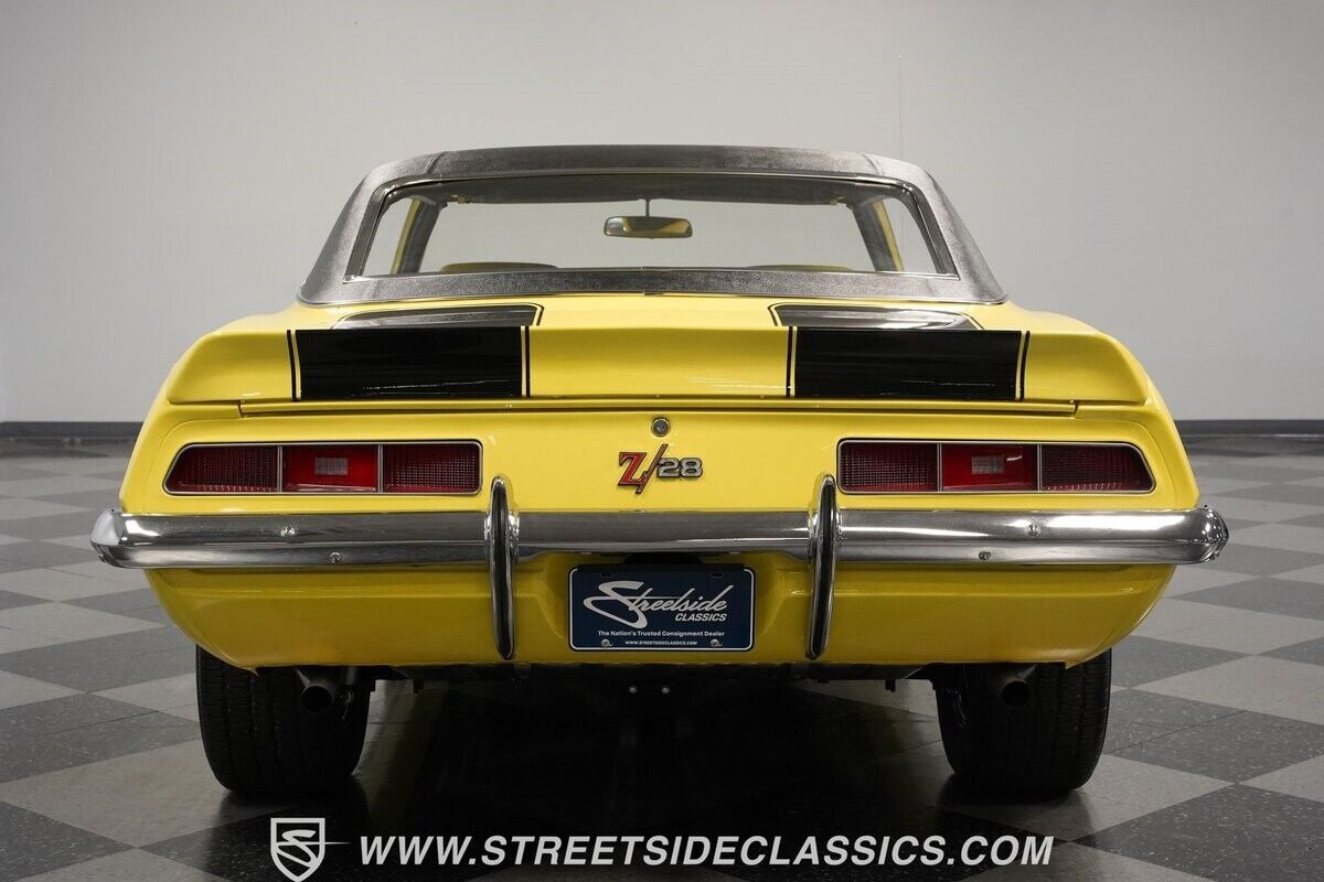 Chevrolet-Camaro-1969-Hardtop-10