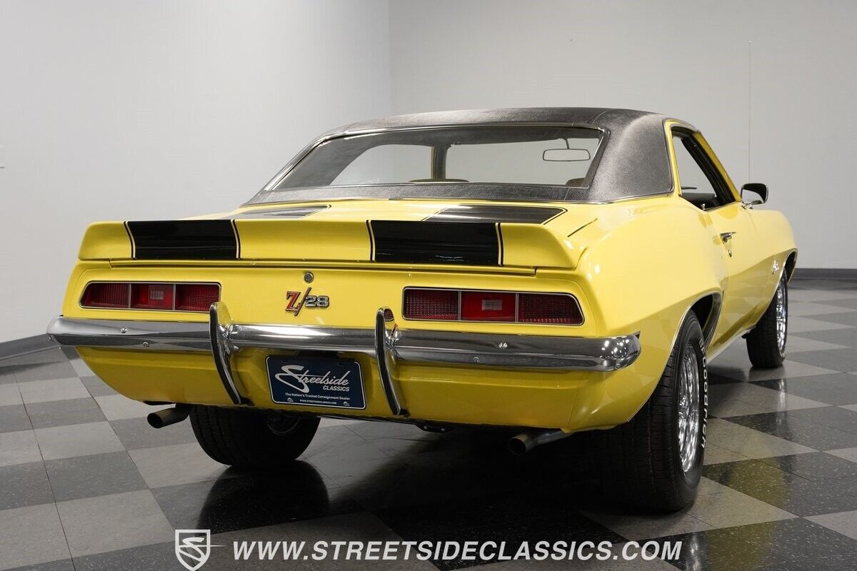 Chevrolet-Camaro-1969-Hardtop-11