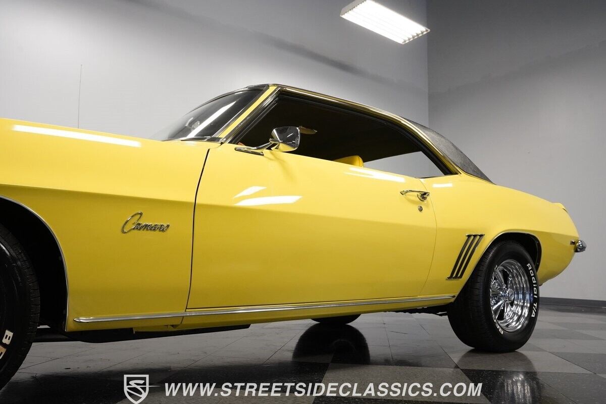Chevrolet-Camaro-1969-Hardtop-22