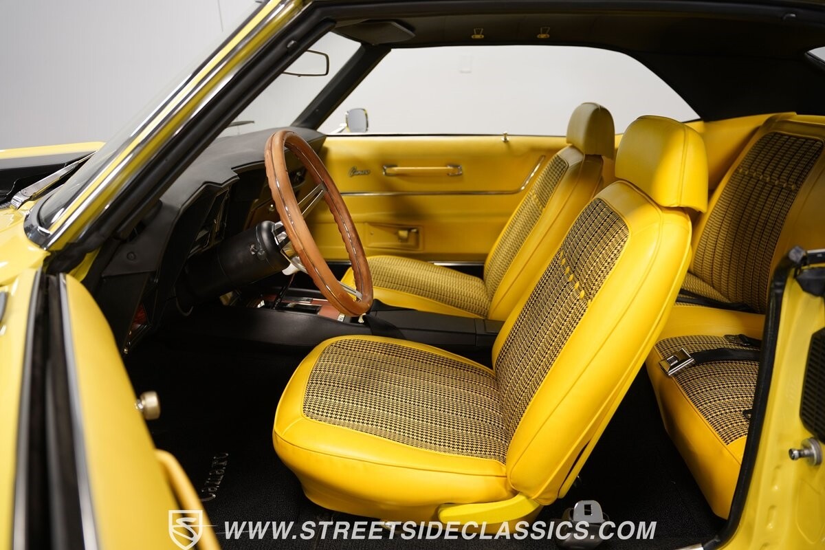 Chevrolet-Camaro-1969-Hardtop-38