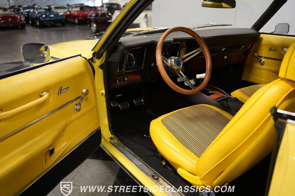Chevrolet-Camaro-1969-Hardtop-4