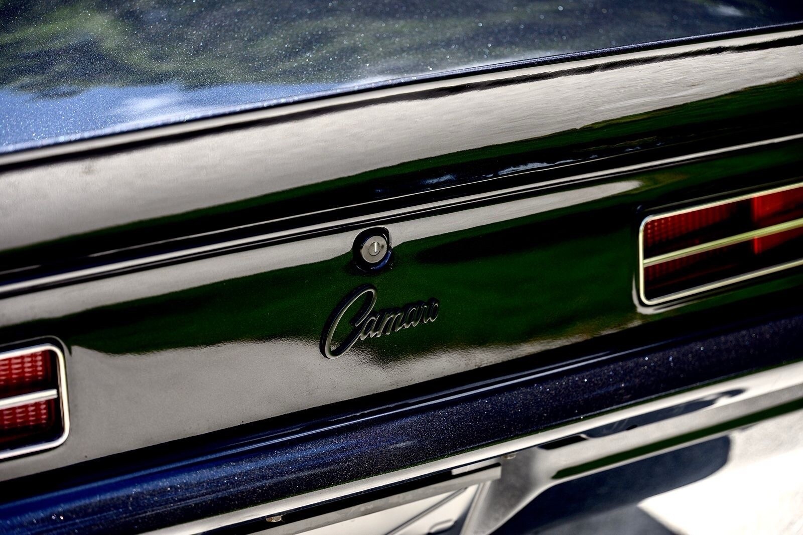 Chevrolet-Camaro-1969-Hatchback-11