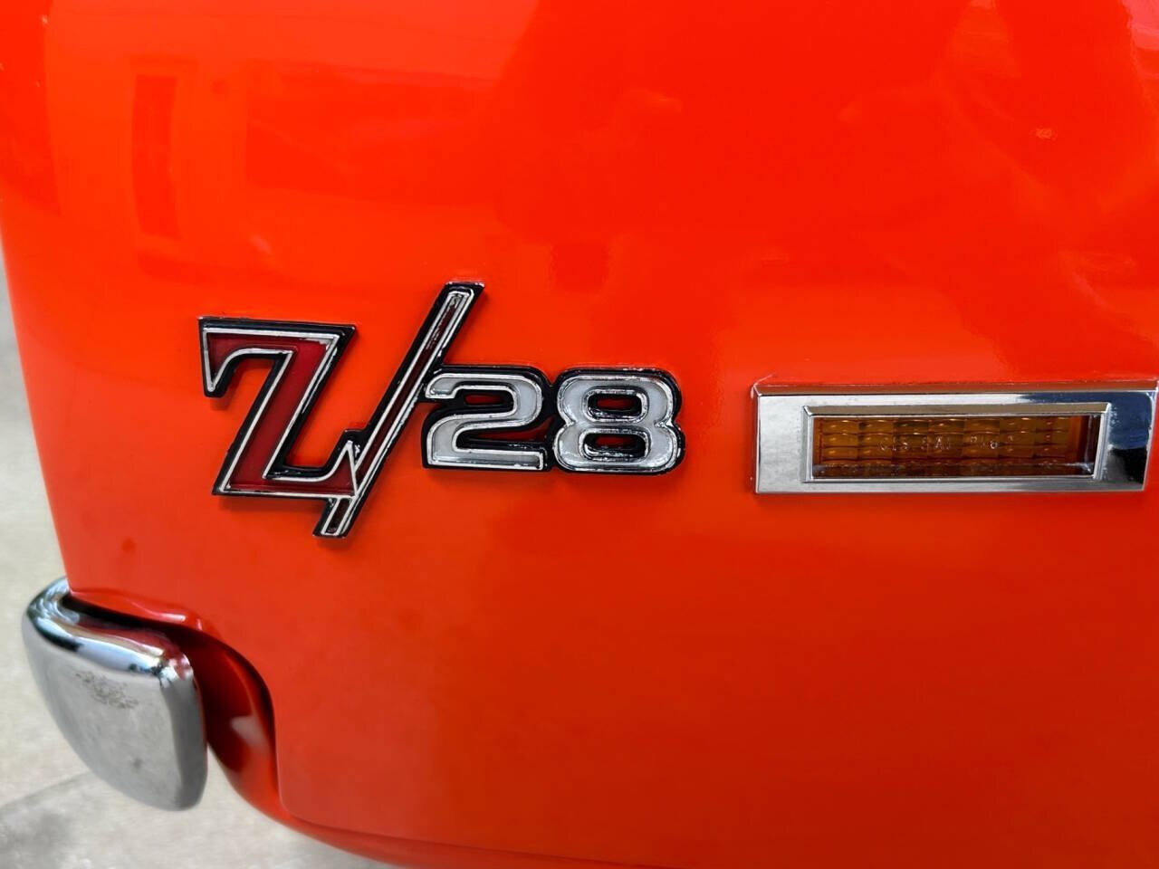 Chevrolet-Camaro-1969-Hatchback-13