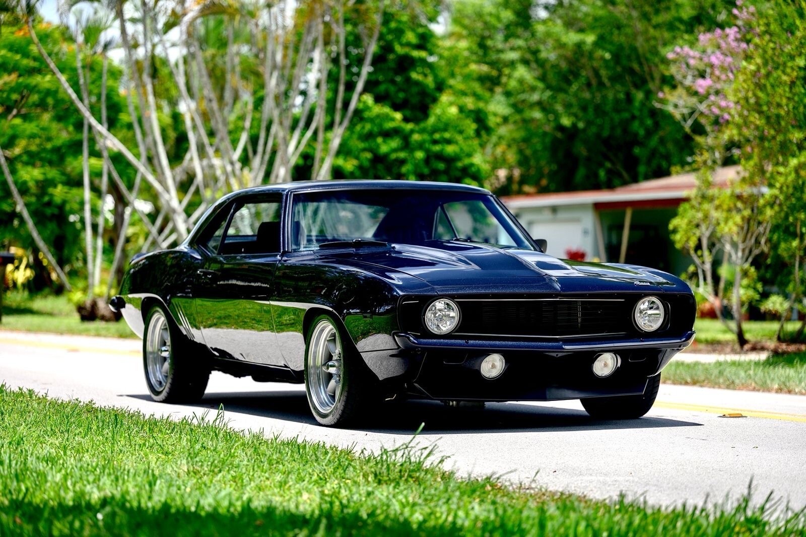 Chevrolet-Camaro-1969-Hatchback-6