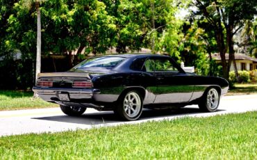 Chevrolet-Camaro-1969-Hatchback-9