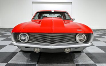 Chevrolet-Camaro-1969-RED-Gray-1