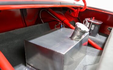 Chevrolet-Camaro-1969-RED-Gray-21