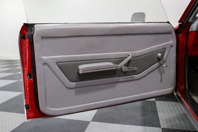 Chevrolet-Camaro-1969-RED-Gray-4