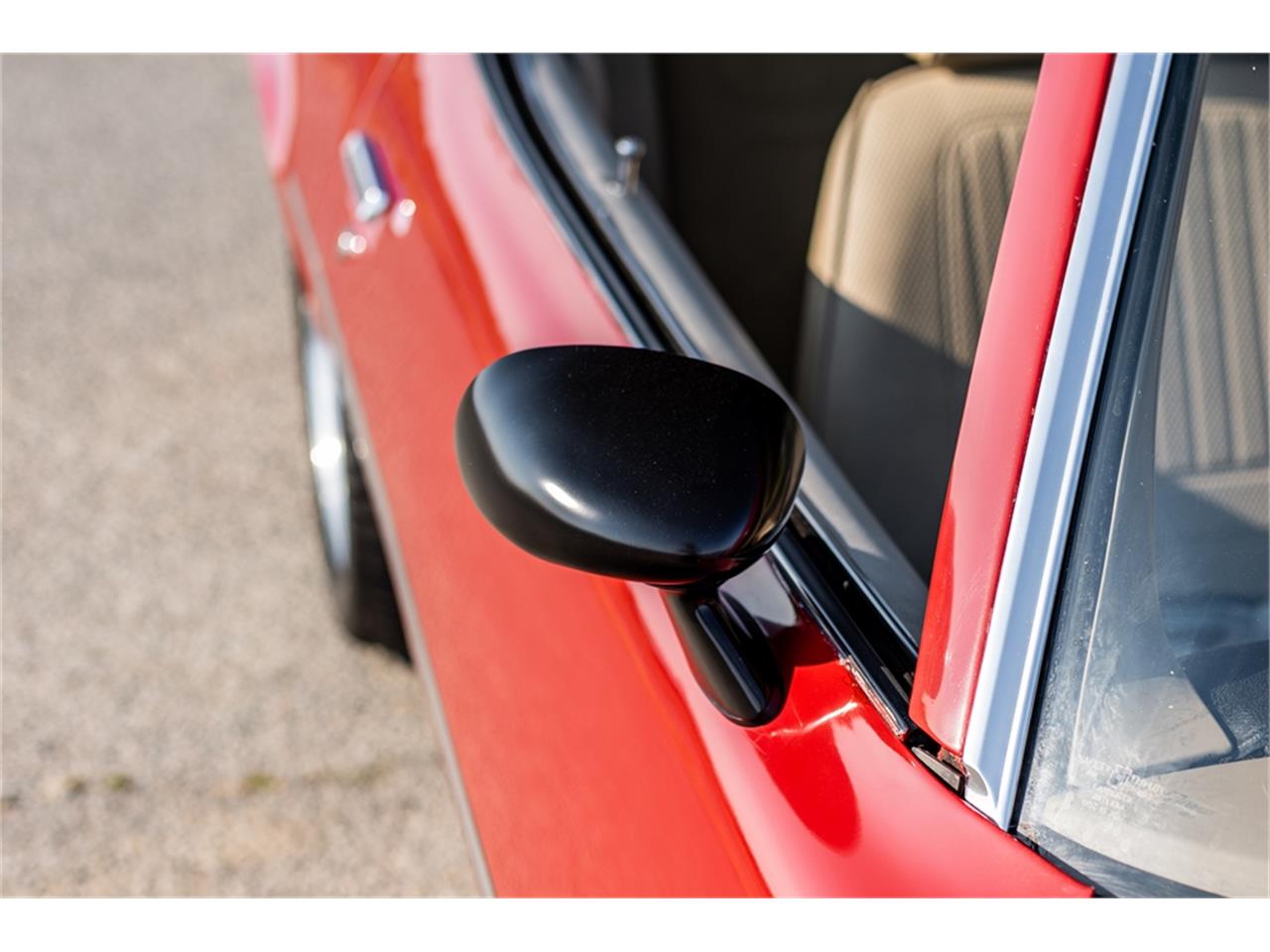 Chevrolet-Camaro-1970-Cranberry-Red-Sandalwood-22